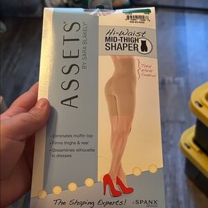 SPANX Assets Hi-Waist Shaper in Nude